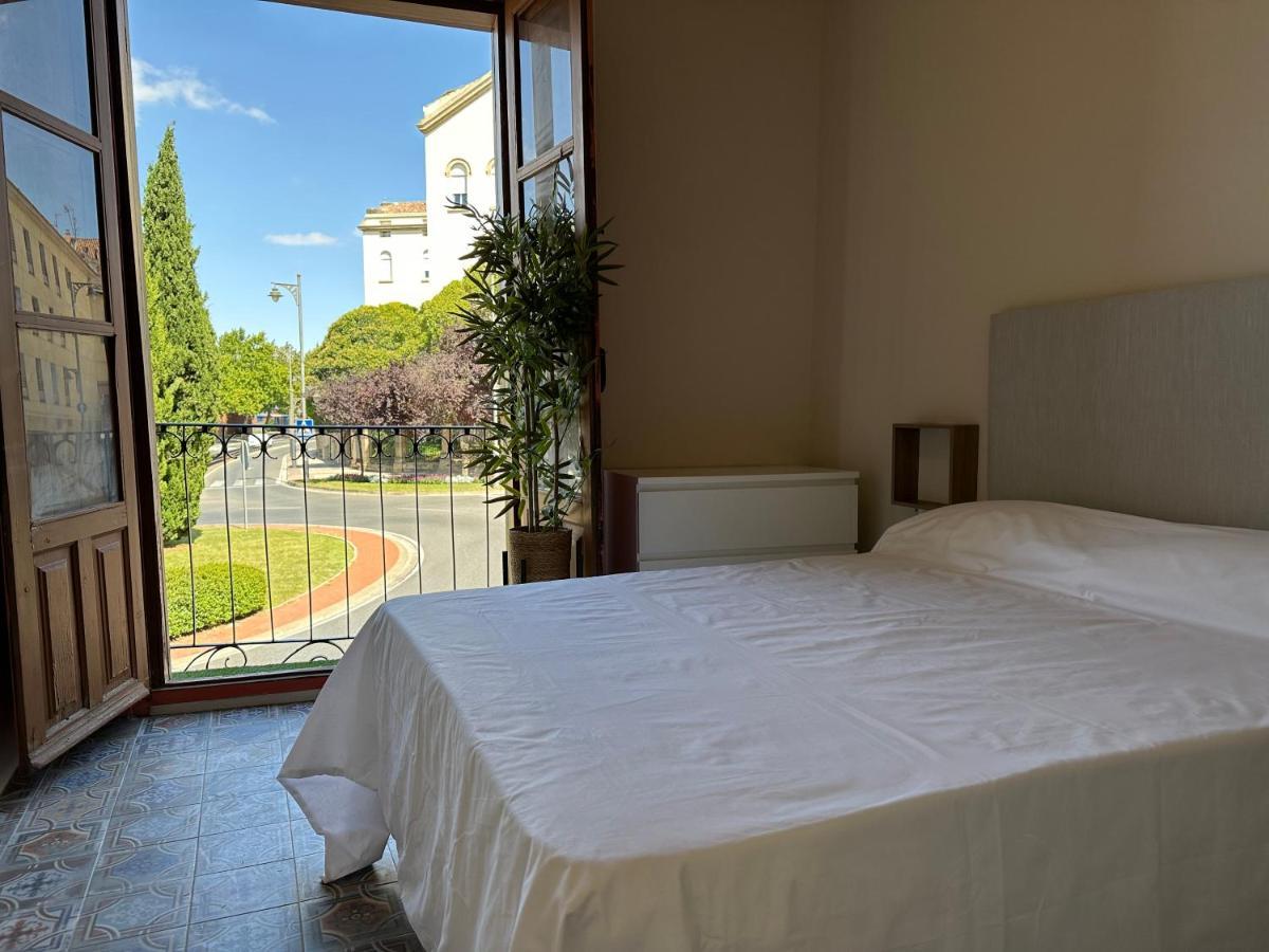 Apartamento Puente De Piedra Logroño Extérieur photo